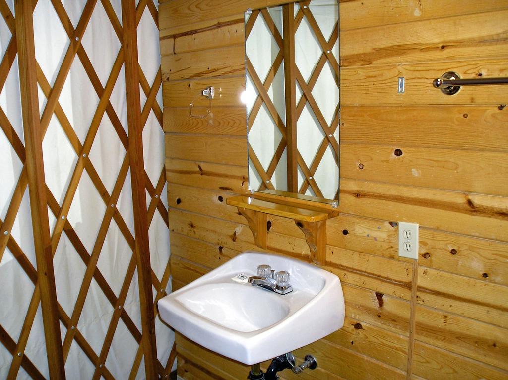 Yosemite Lakes Meadow Yurt 15 Harden Flat Exterior foto