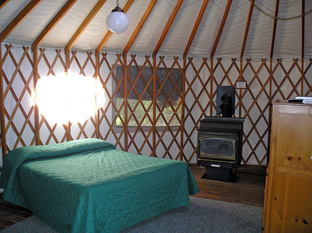 Yosemite Lakes Meadow Yurt 15 Harden Flat Exterior foto
